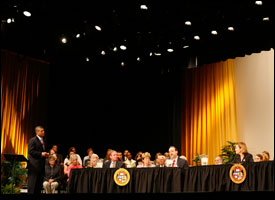 Russ Mitchell, BJ '82, Moderator of President's Roundtable